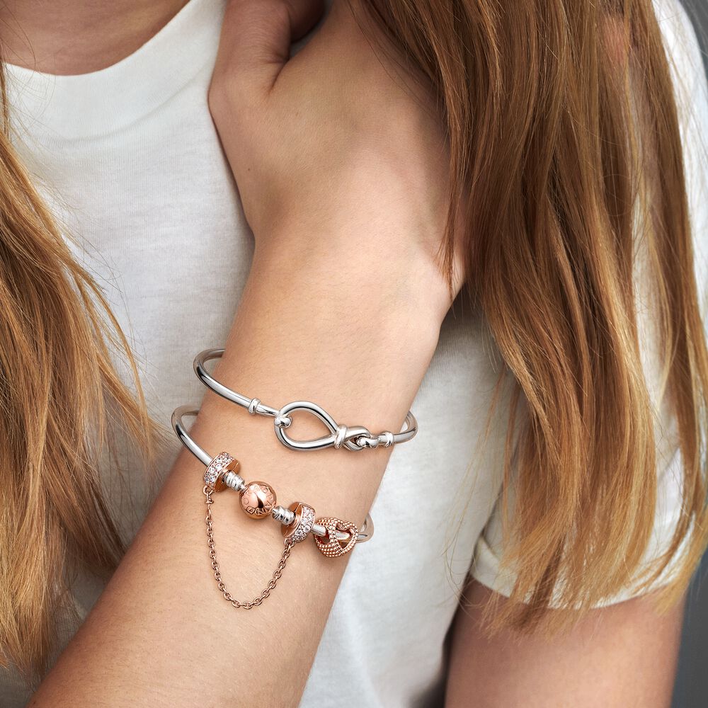 Pulseira Rígido Fecho Infinito Assimétrico