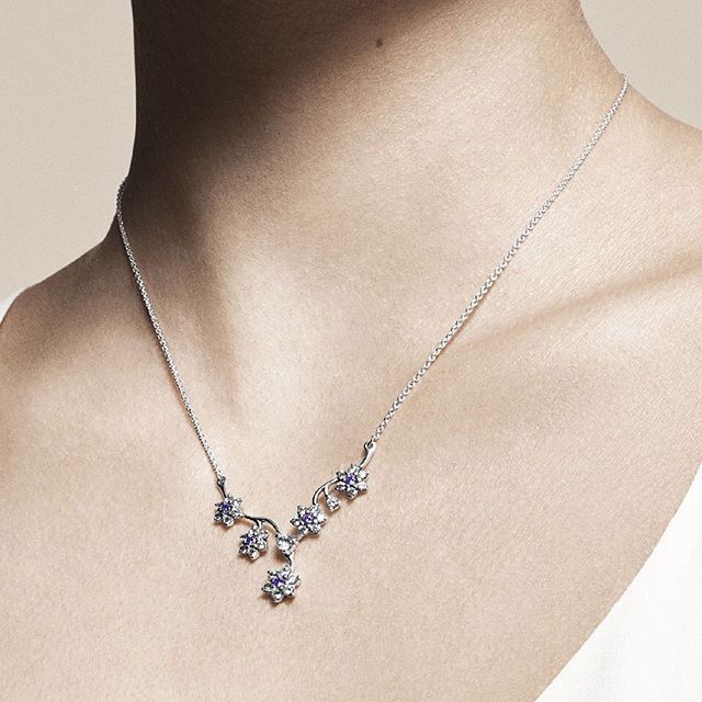 Colar Flor da Recordação