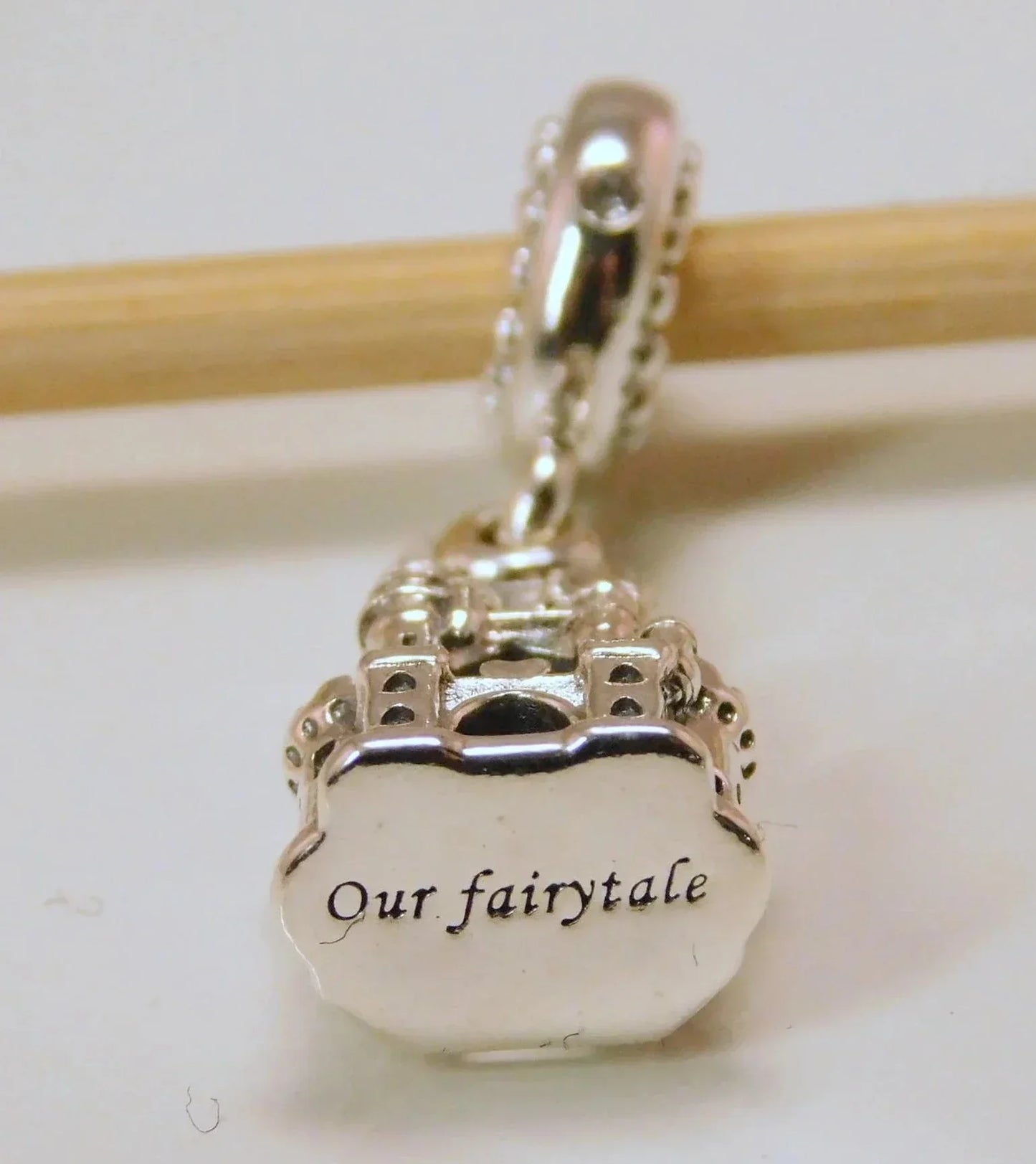 Charm Castelo Real