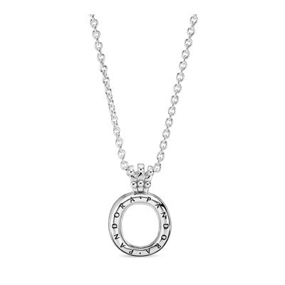 Colar O da Coroa Lockets