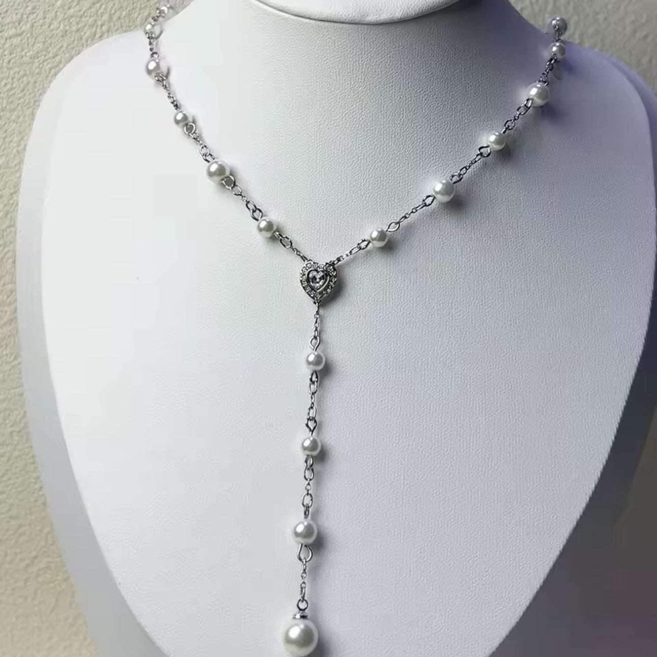 Colar 'Y' Terço Ariana Grande Swarovski Pérolas